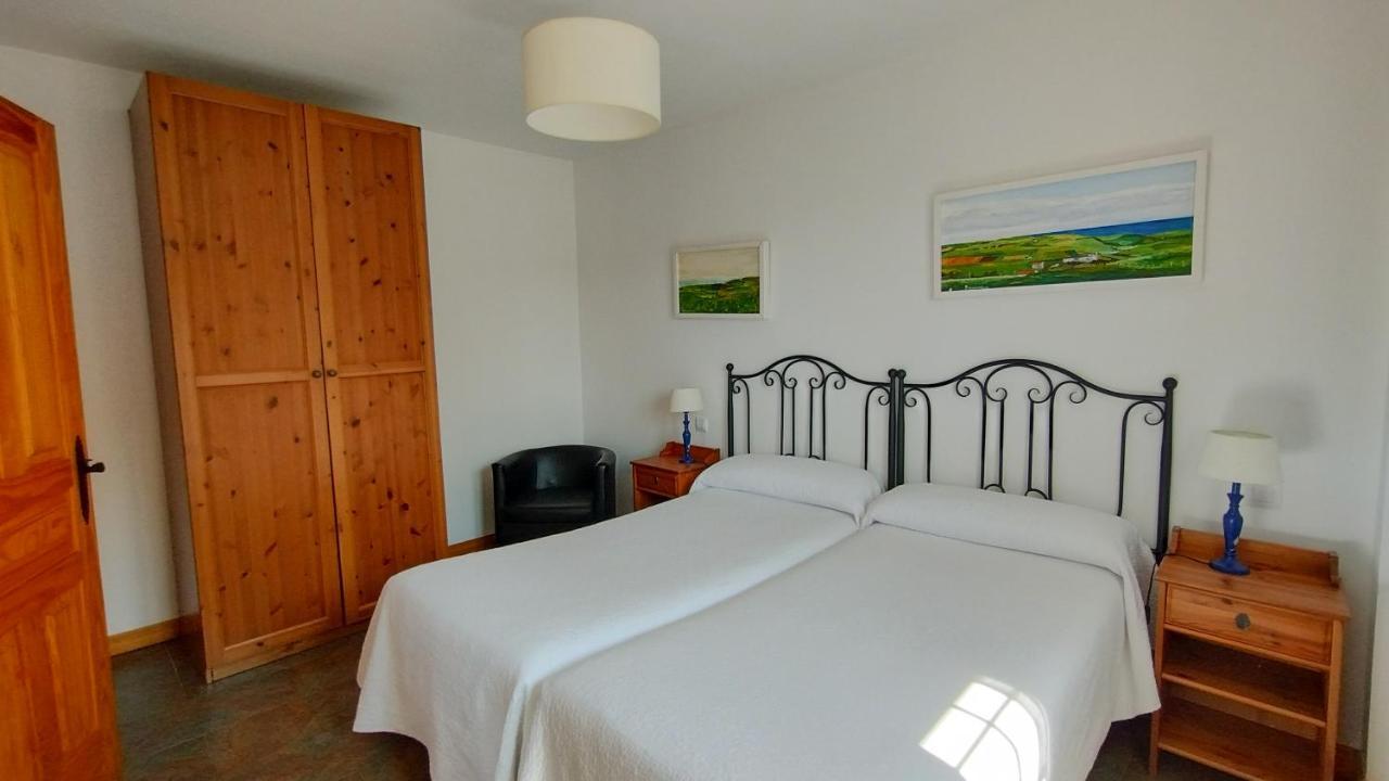 Apartamentos Corona Comillas Luaran gambar