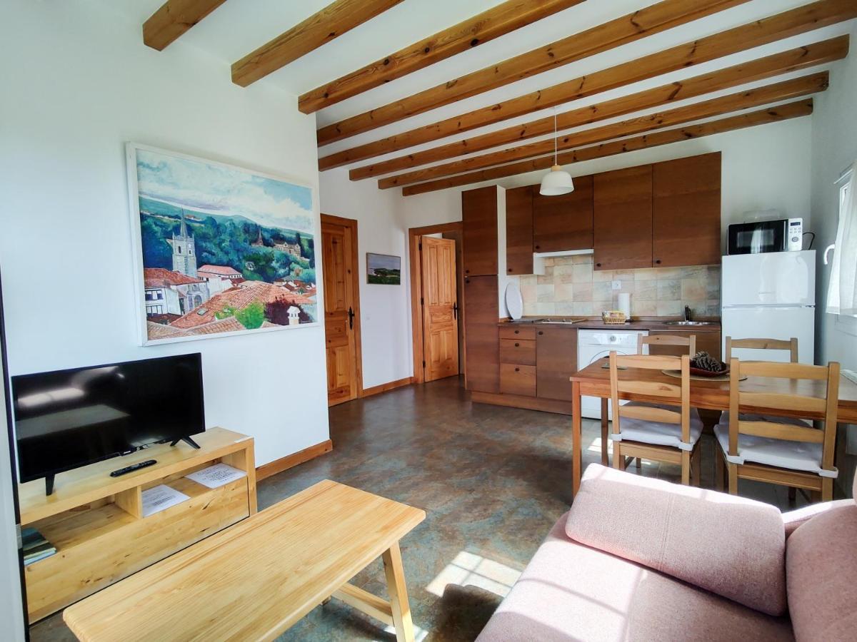 Apartamentos Corona Comillas Luaran gambar