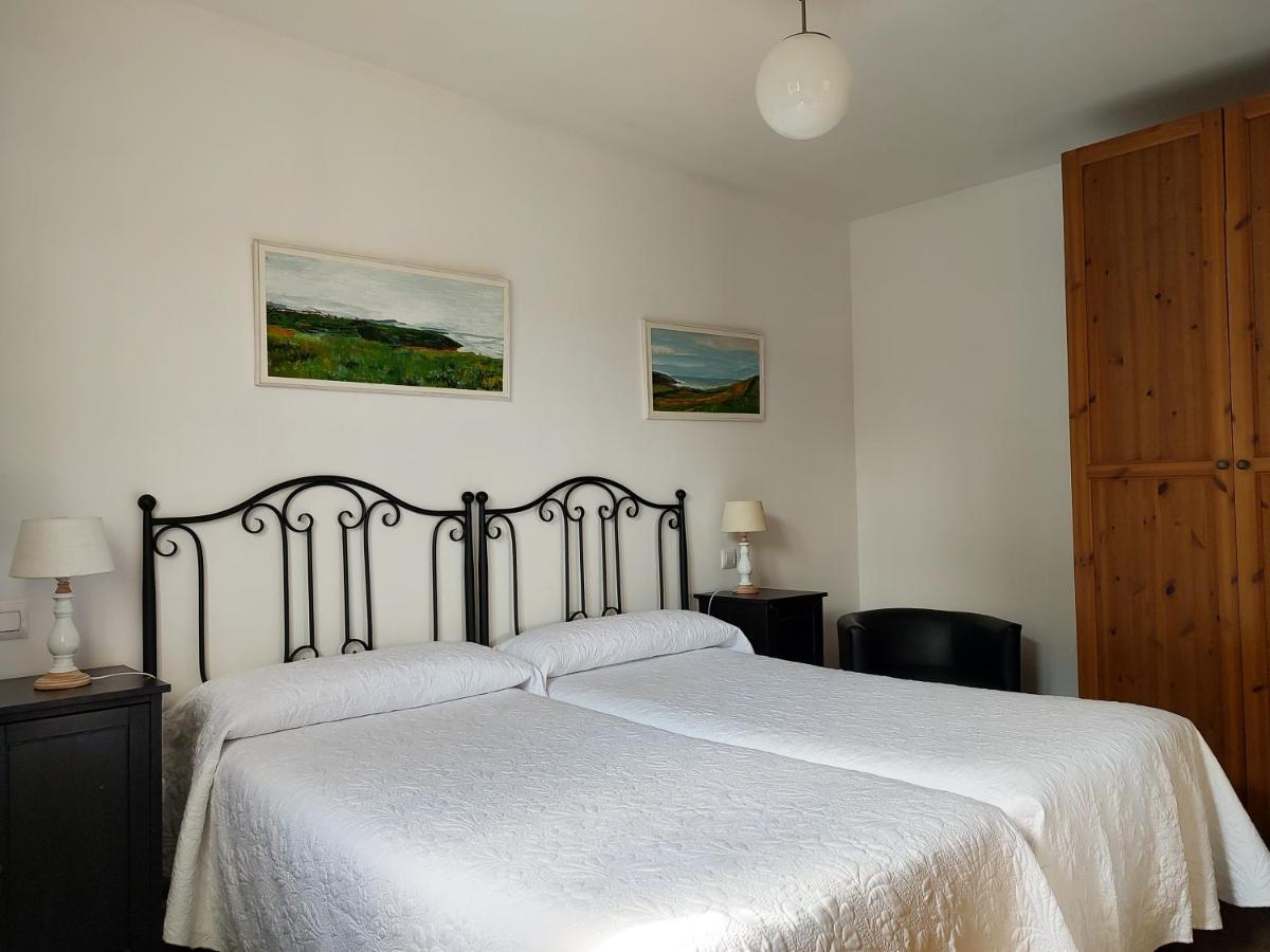 Apartamentos Corona Comillas Luaran gambar
