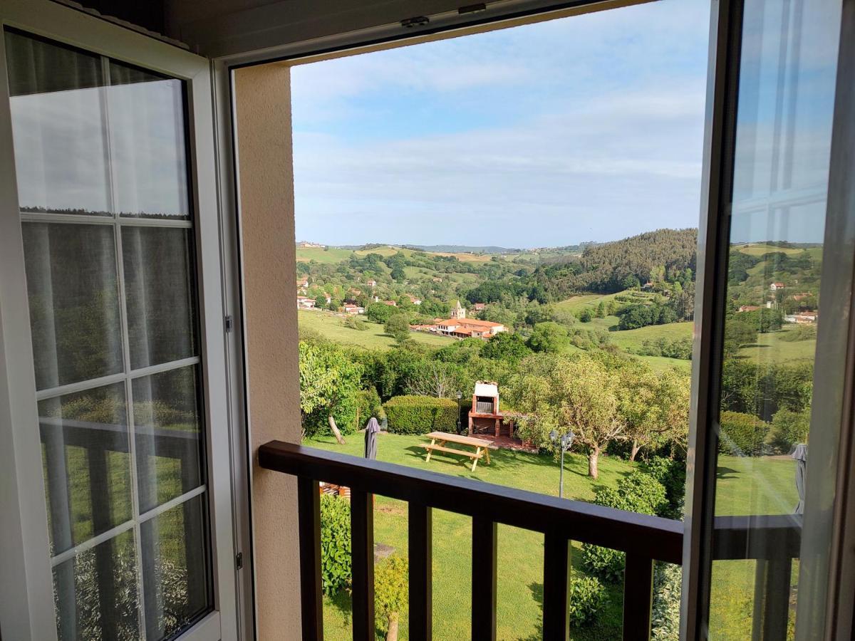Apartamentos Corona Comillas Luaran gambar