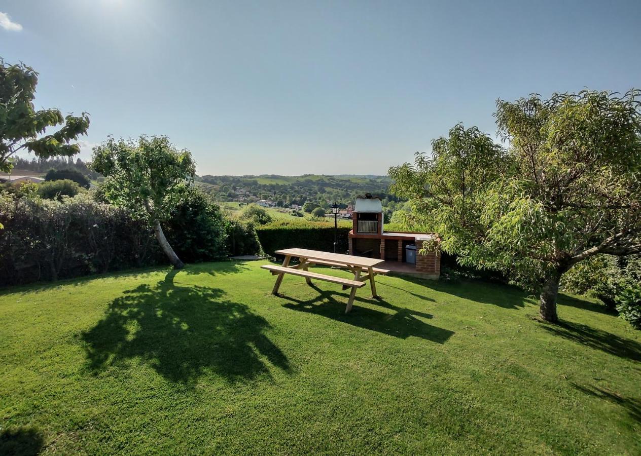 Apartamentos Corona Comillas Luaran gambar