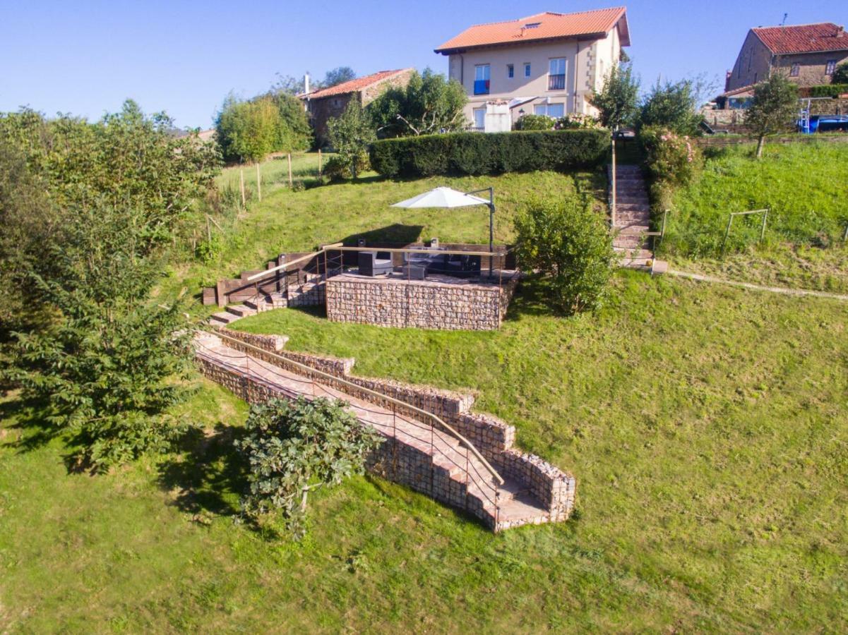 Apartamentos Corona Comillas Luaran gambar