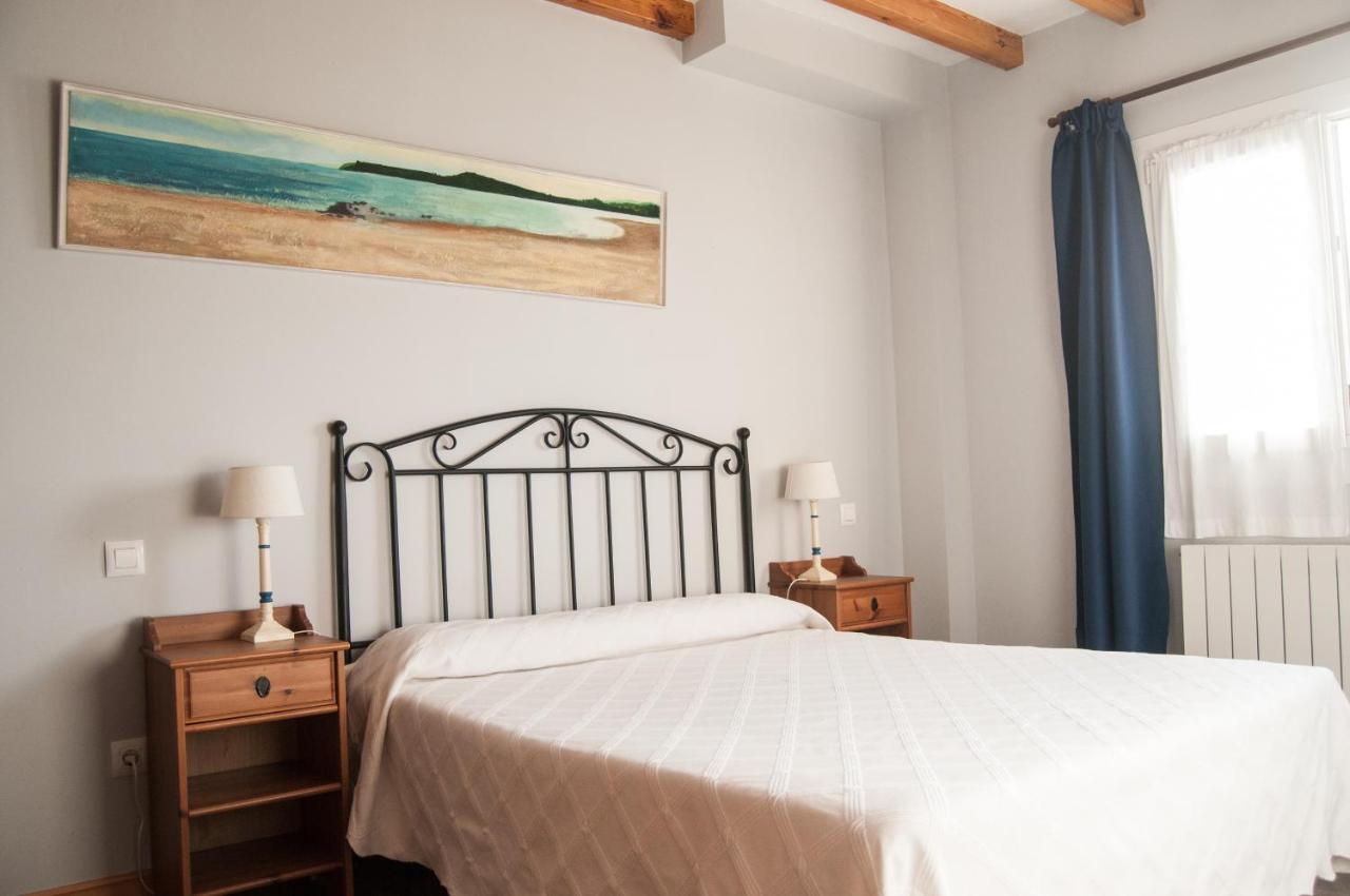 Apartamentos Corona Comillas Luaran gambar